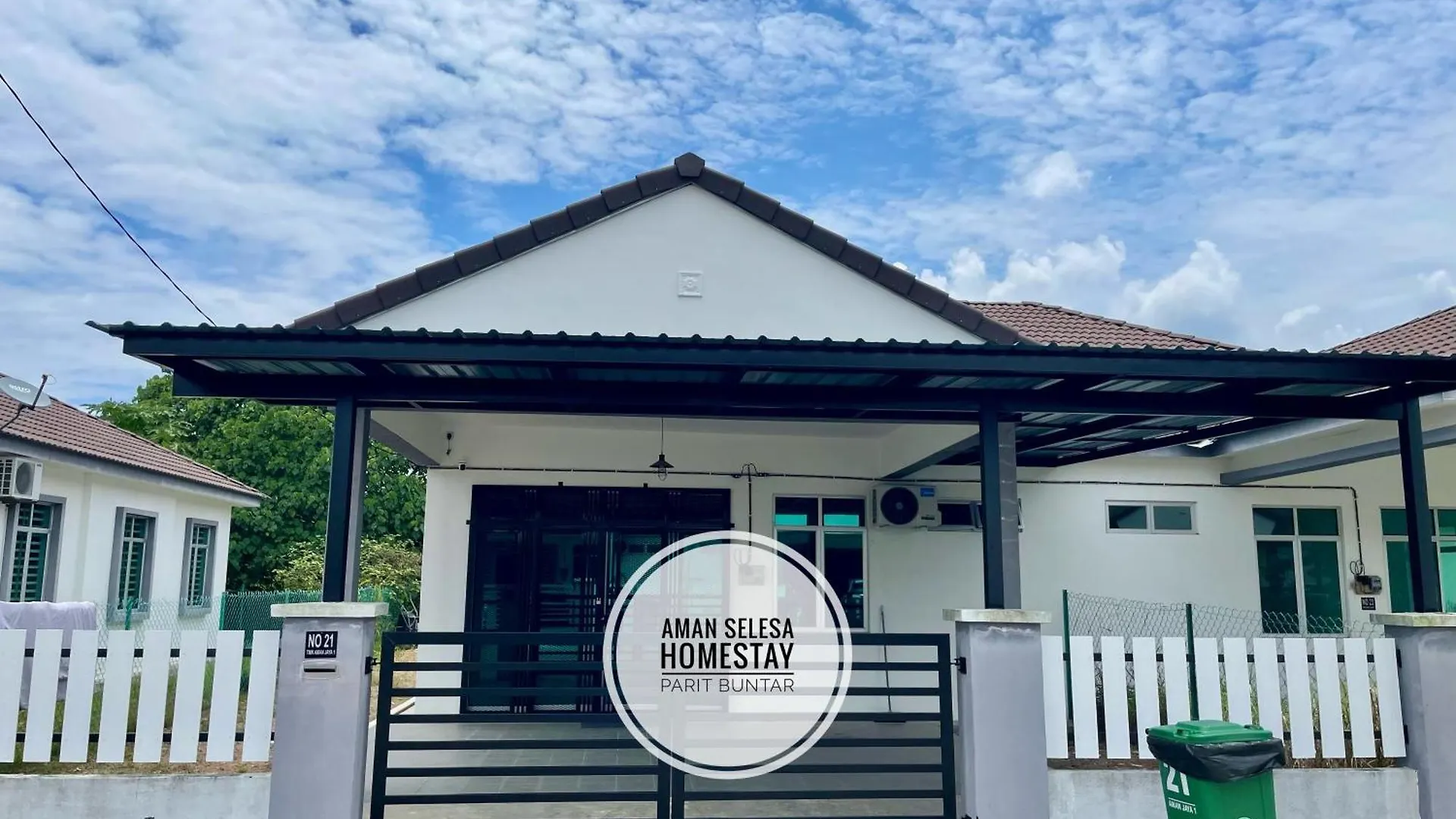 Dom wakacyjny Cozy Home Aman Selesa Netflix Wifi Usm Parit Buntar
